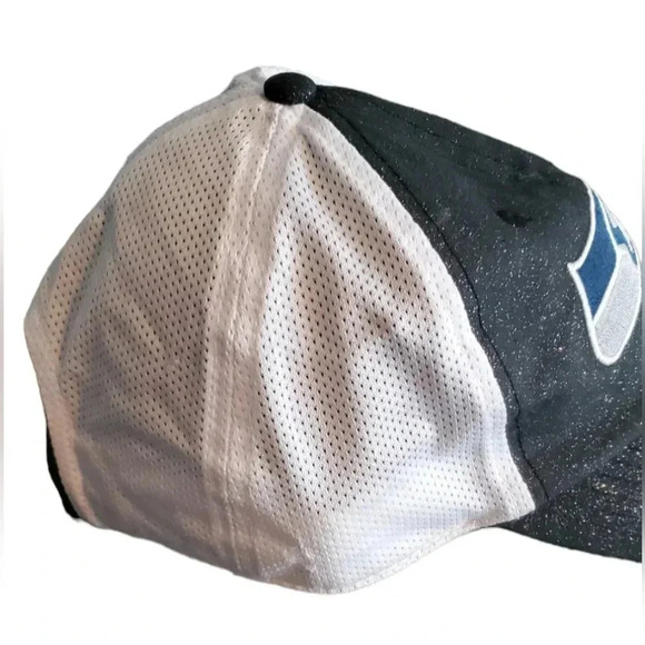 Seattle Seahawks Hat - Picture 5 of 14
